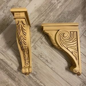 Acanthus style wooden corbels SET OF 2